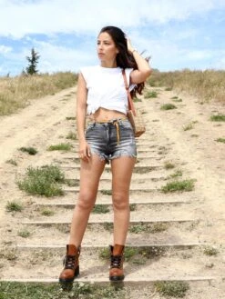 Short En Jeans Destroy à Clous -Look De Femme Soldes Boutique O15 MK31 DKGRY 4