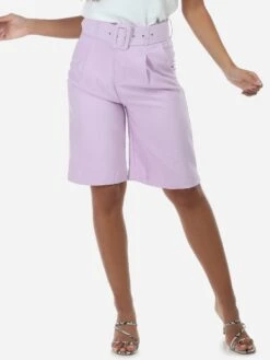 Bermuda à Pinces Avec Ceinture à Boucle