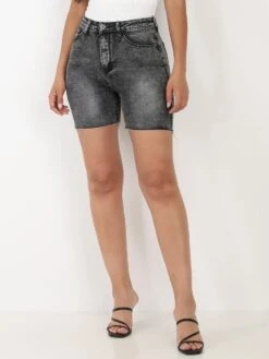 Short En Jeans Effiloché