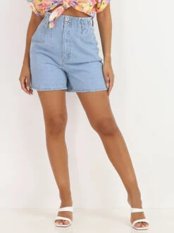 Short En Jeans Taille Haute à Pinces