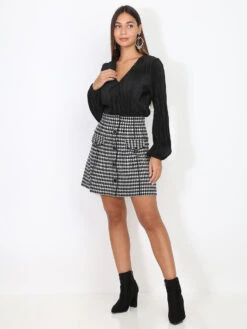 Jupe Boutonnée à Motif Pied-de-poule 6 Jupe Boutonnée à Motif Pied-de-poule -Look De Femme Soldes Boutique R18 JU04 1 BLKWHT 3