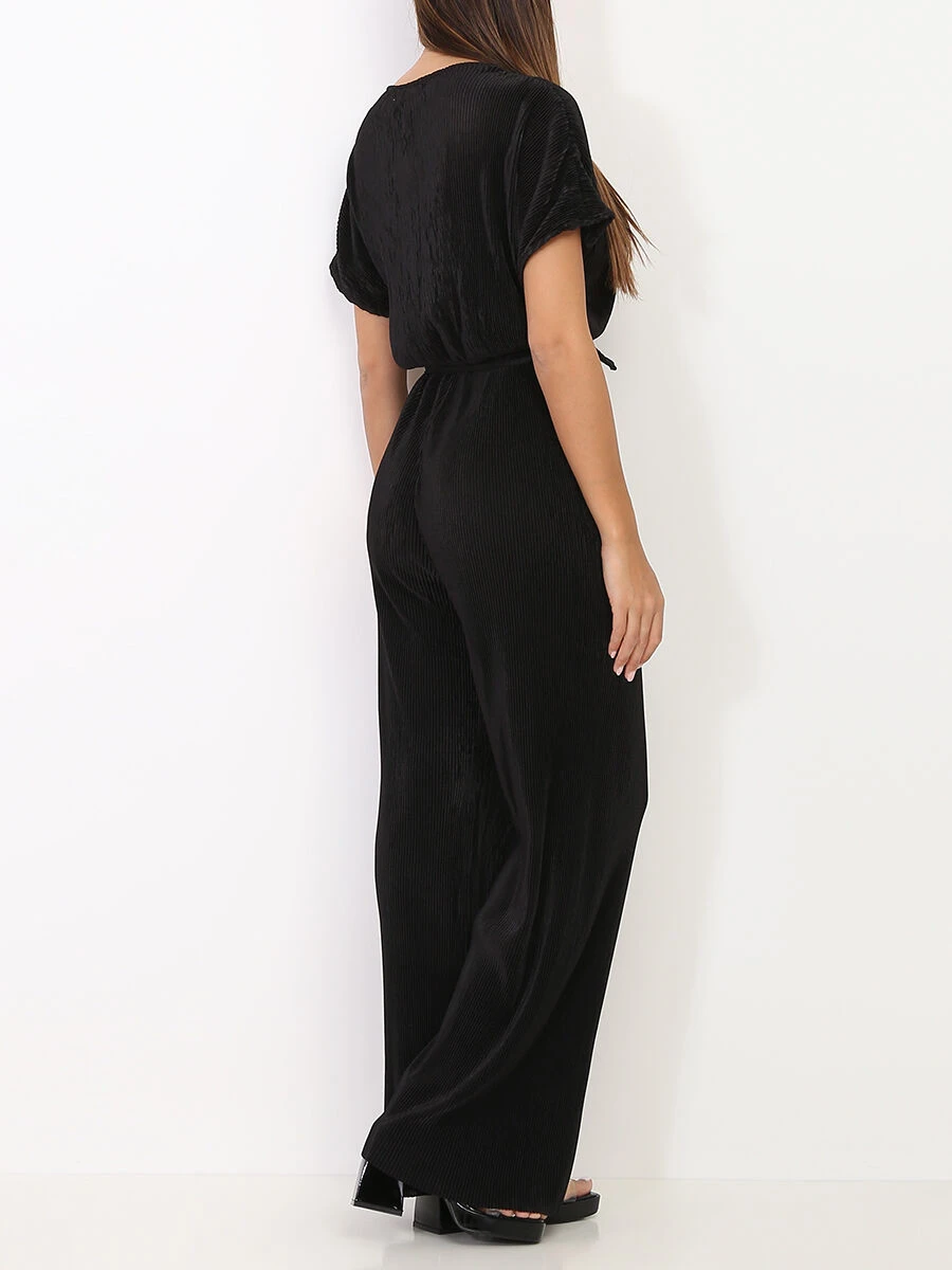 Combinaison En Satin Noir à Plissé Soleil Noir 2 Combinaison En Satin Noir à Plissé Soleil Noir – Image 2